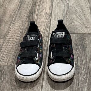 Converse Black Sneakers with Velcro Straps and Rubber Sole